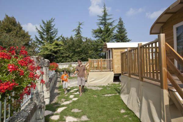 Villa Les Attelages et les Logis de Cuzay à Roiffé Extérieur photo