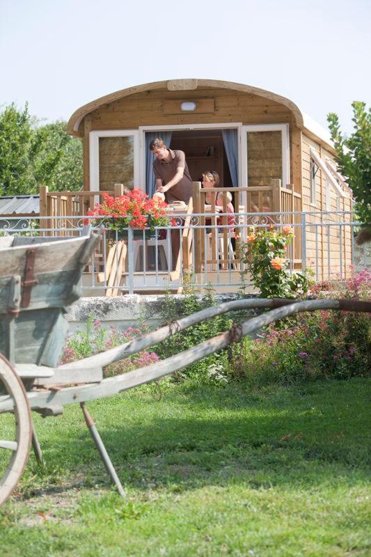 Villa Les Attelages et les Logis de Cuzay à Roiffé Extérieur photo