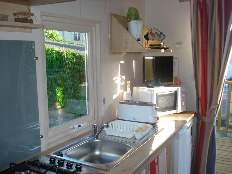 Villa Les Attelages et les Logis de Cuzay à Roiffé Extérieur photo